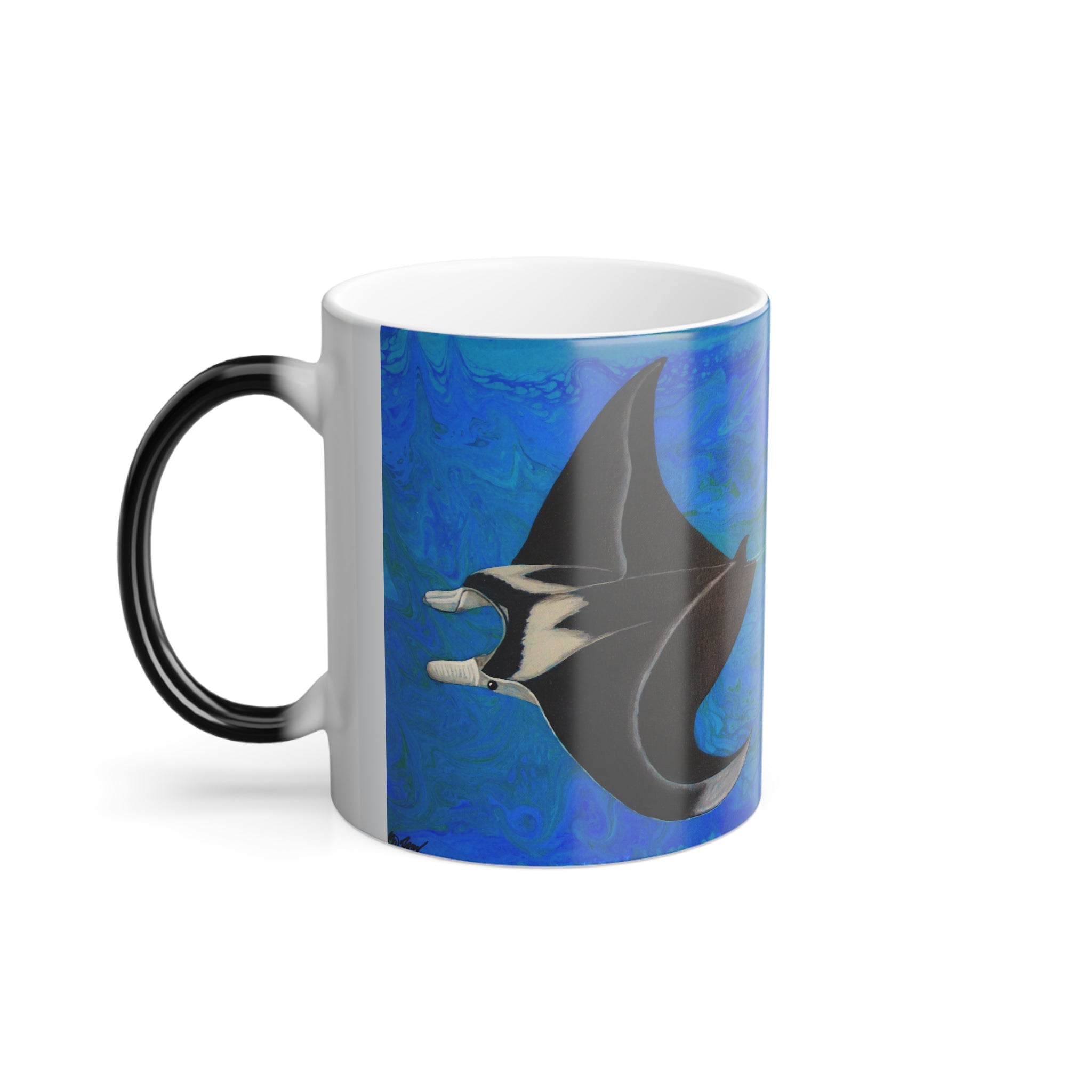 Mug with a manta ray design on a blue background